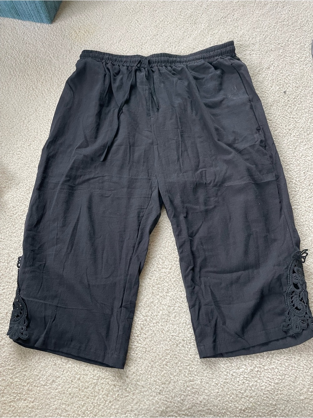 Brand new cropped pant